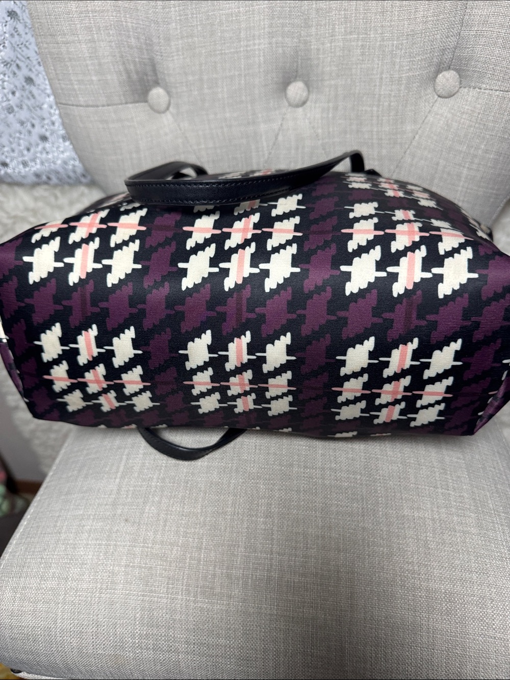 Kate spade ♠️ Purple Houndstooth Tote Bag with Black Straps - Picture 3 of 4